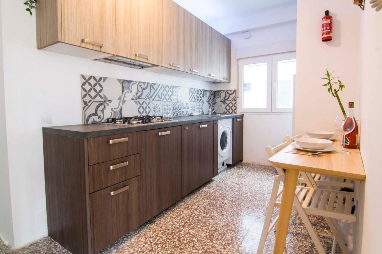 P&P Apartaments Arapiles Málaga Extérieur photo