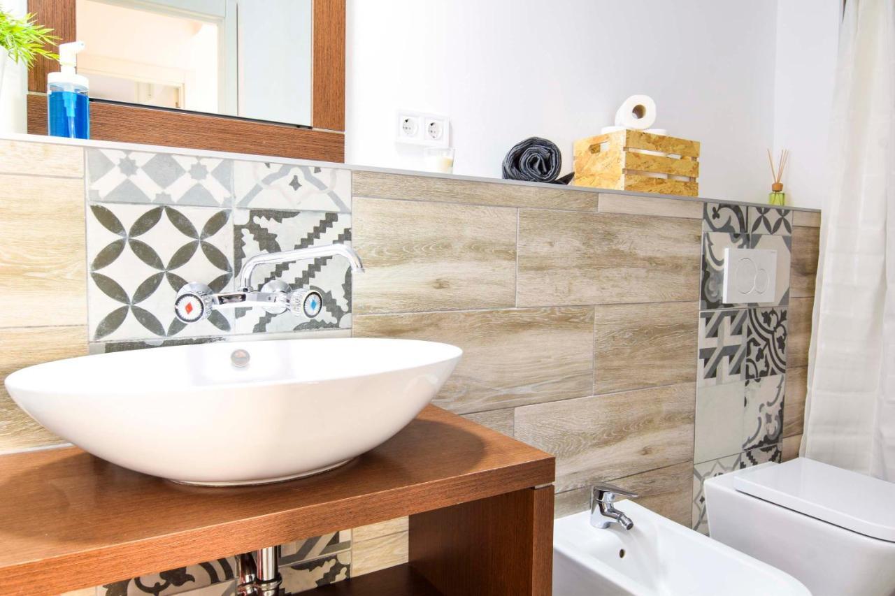 P&P Apartaments Arapiles Málaga Extérieur photo